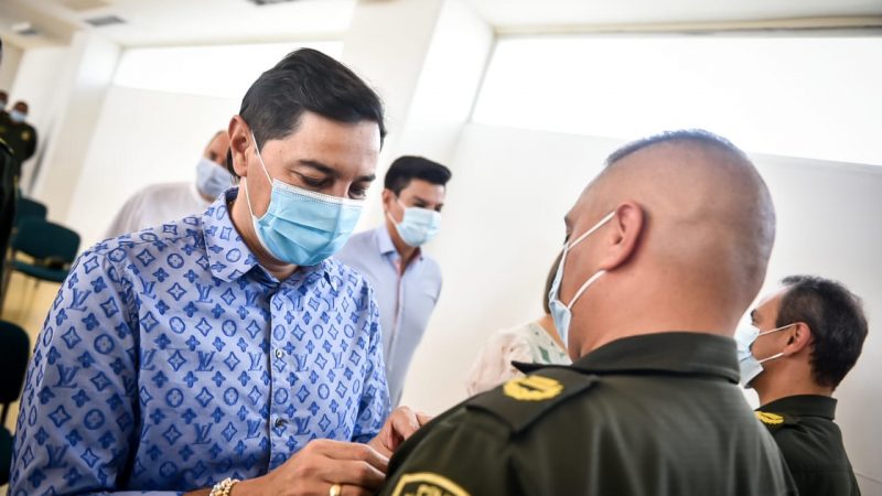 Más de 60 miembros de la Policía de Ibagué fueron condecorados