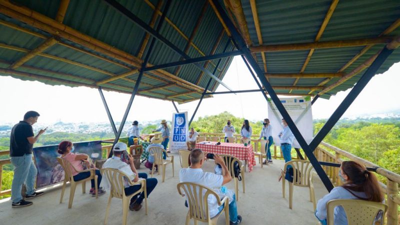 Negocios verdes de Cortolima firman acuerdo por la conservación