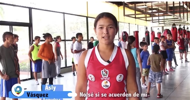 Campeona infantil de boxeó