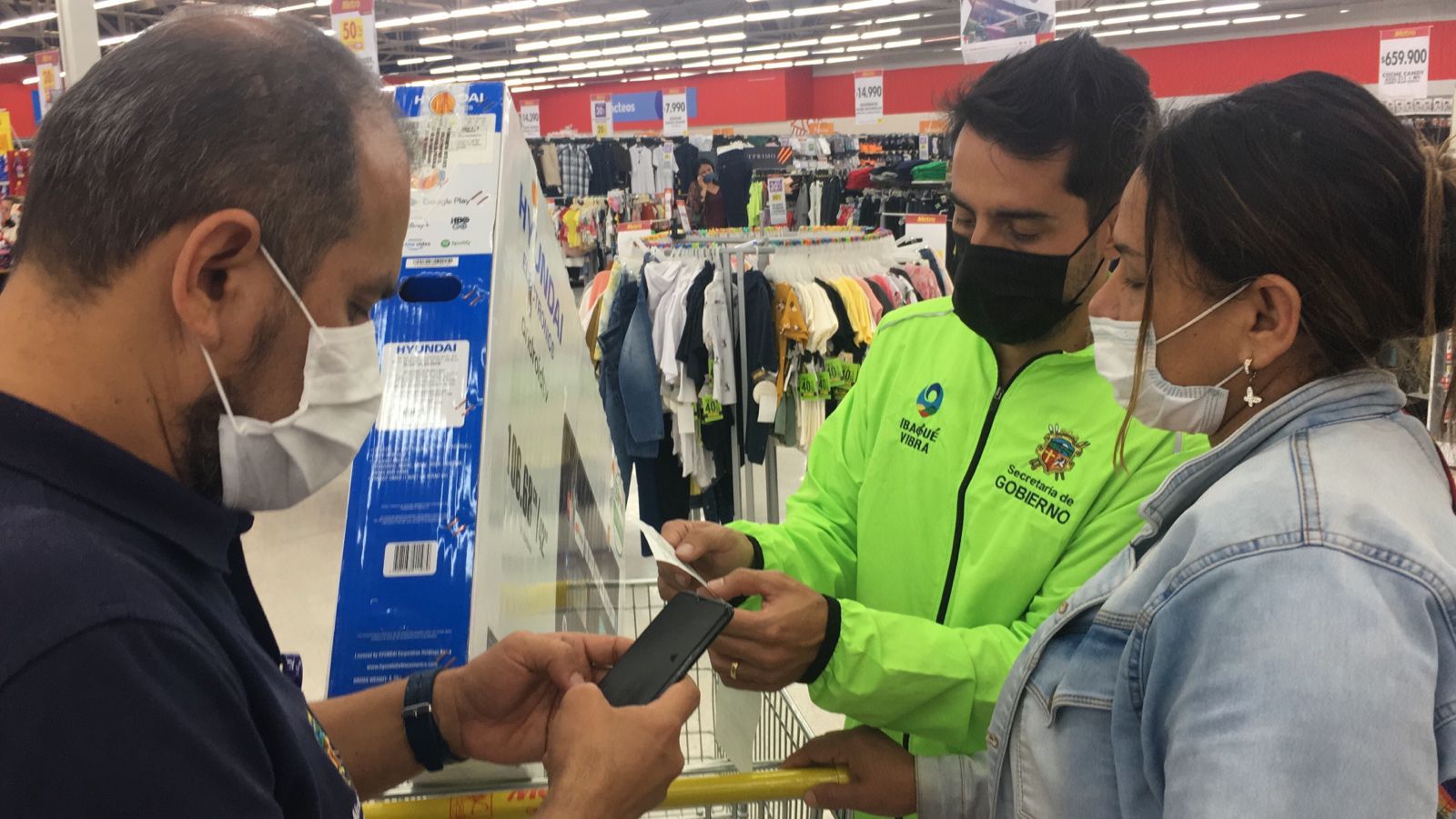 Alcaldía acompaña el desarrollo del ‘Día sin IVA’ en Ibagué