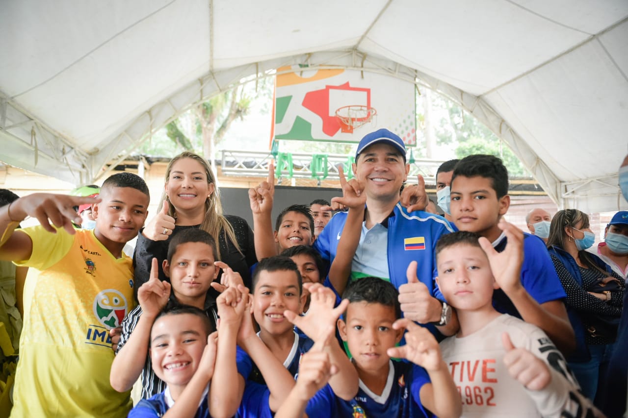 La inversión llega a los barrios… Es un hecho: 150 familias del barrio Baltazar tendrán vivienda gratuita en Ibagué