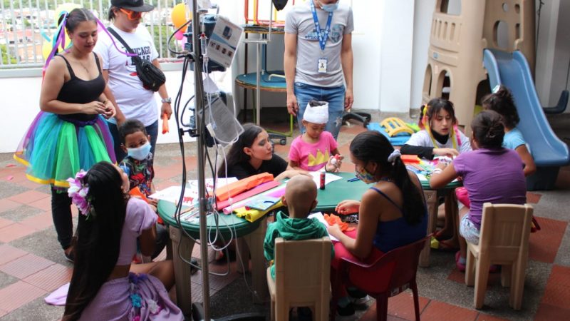 El circo de las emociones’ llega los martes a la Unidad de Oncología