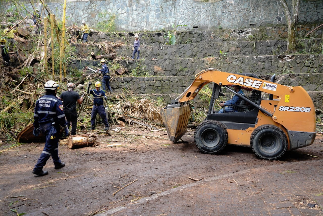 Alcaldía inició limpieza y rehabilitación del Parque Centenario