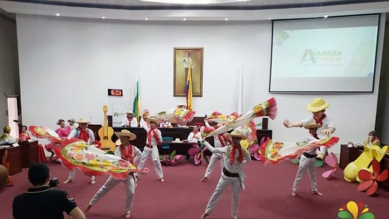 Corposanpedro contagió de sanjuanero a la Asamblea del Huila