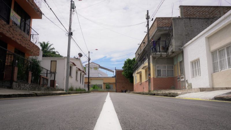 La inversión llega a los barrios y comunas de bagué. Así se recupera la malla vial.