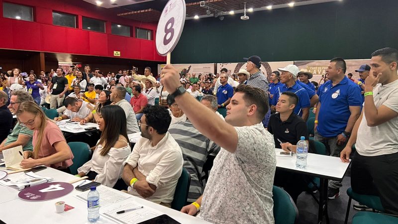 Histórica cifra en subasta de café, el mayor pagado en el concurso Colombia Tierra de Diversidad