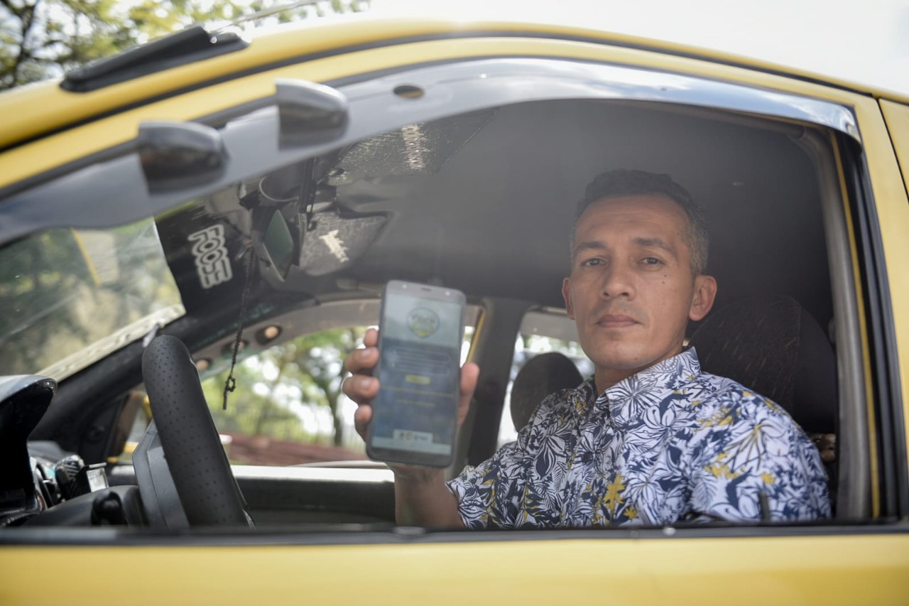 Viaje seguro, tranquilo y de manera legal con la gratuita APP ‘Taxi Vibra’