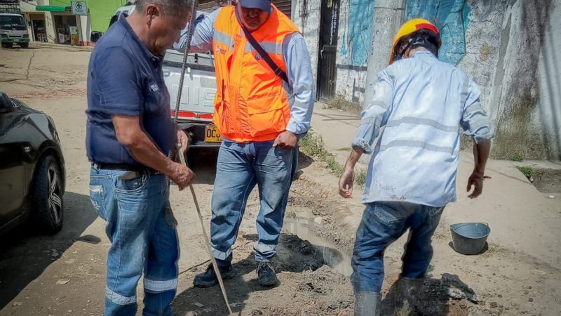 IBAL reparó cuatro daños en la red matriz de la comuna 7