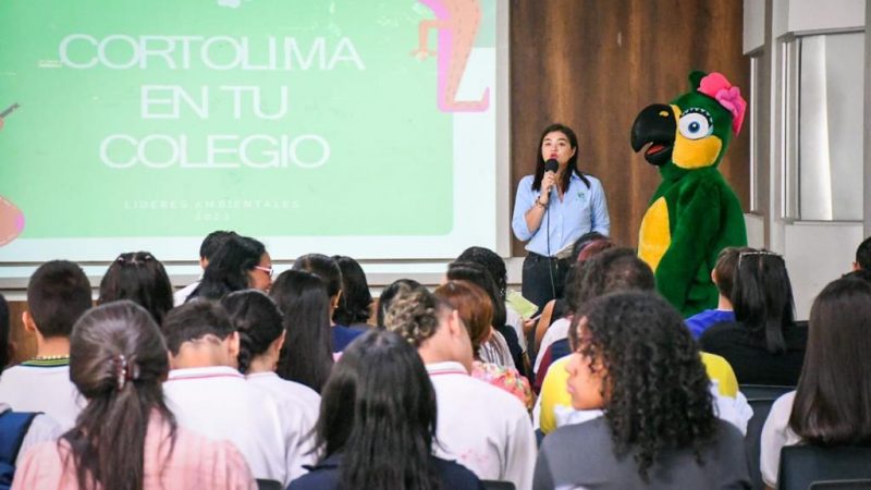 Setenta líderes ambientales de colegios de Ibagué se capacitan con Cortolima