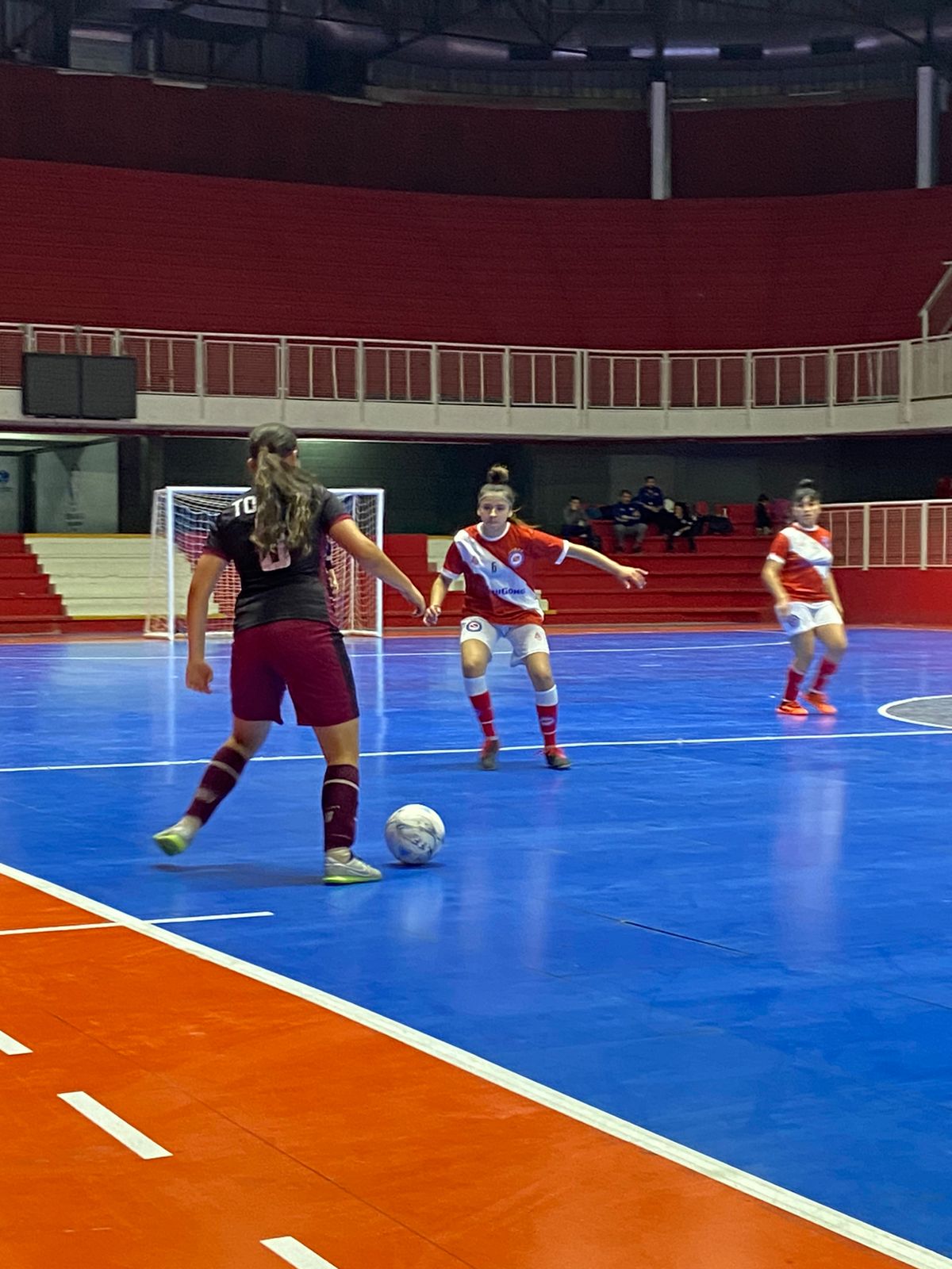 Selección de Fútbol Sala Femenino cerró preparación en Argentina