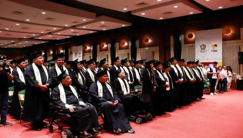 Se graduó promocion de periodistas con apoyo de la gobernación del Tolima