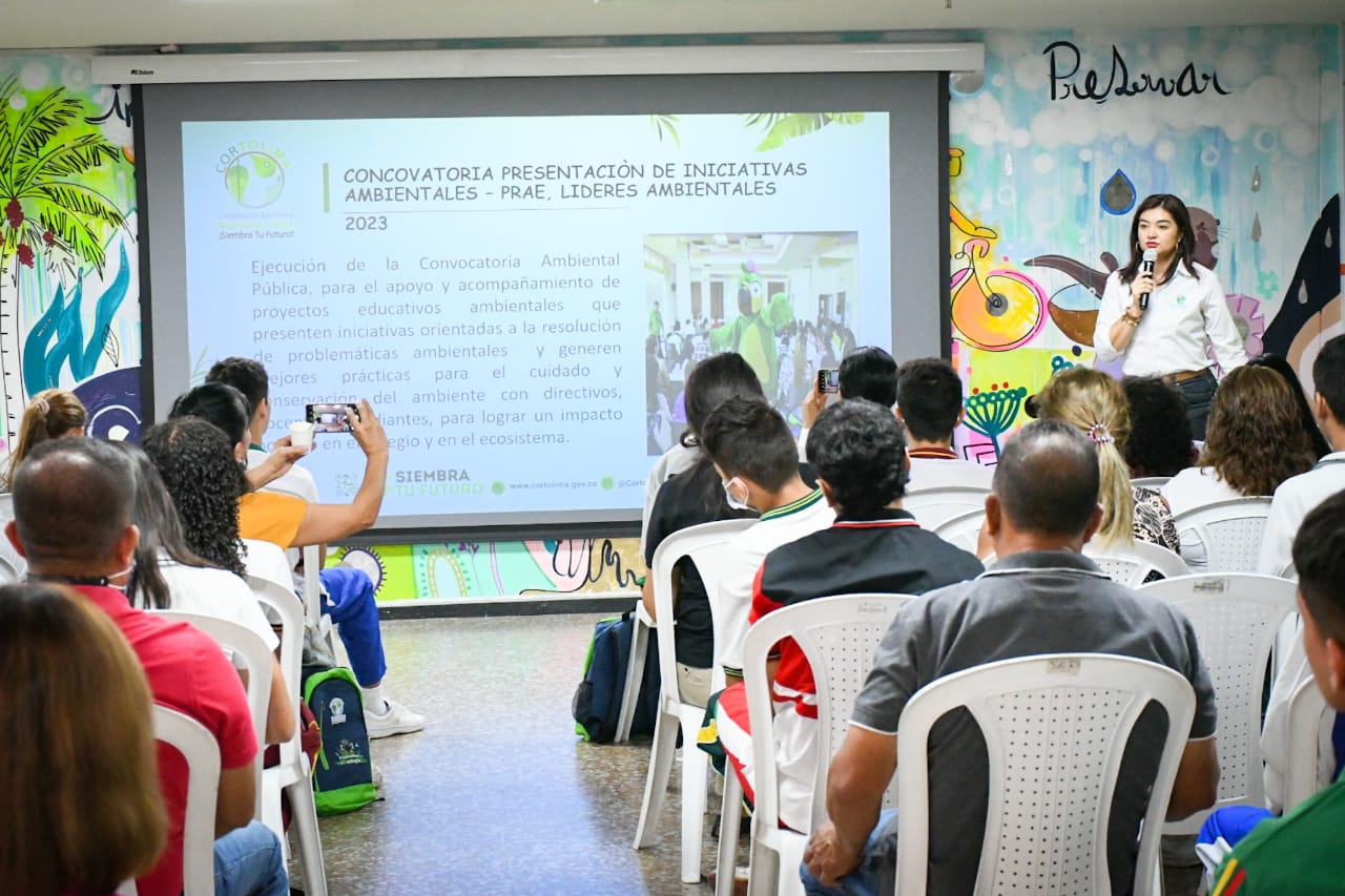 ‘Cortolima en Tu Colegio» fortalece el respeto al medio ambiente