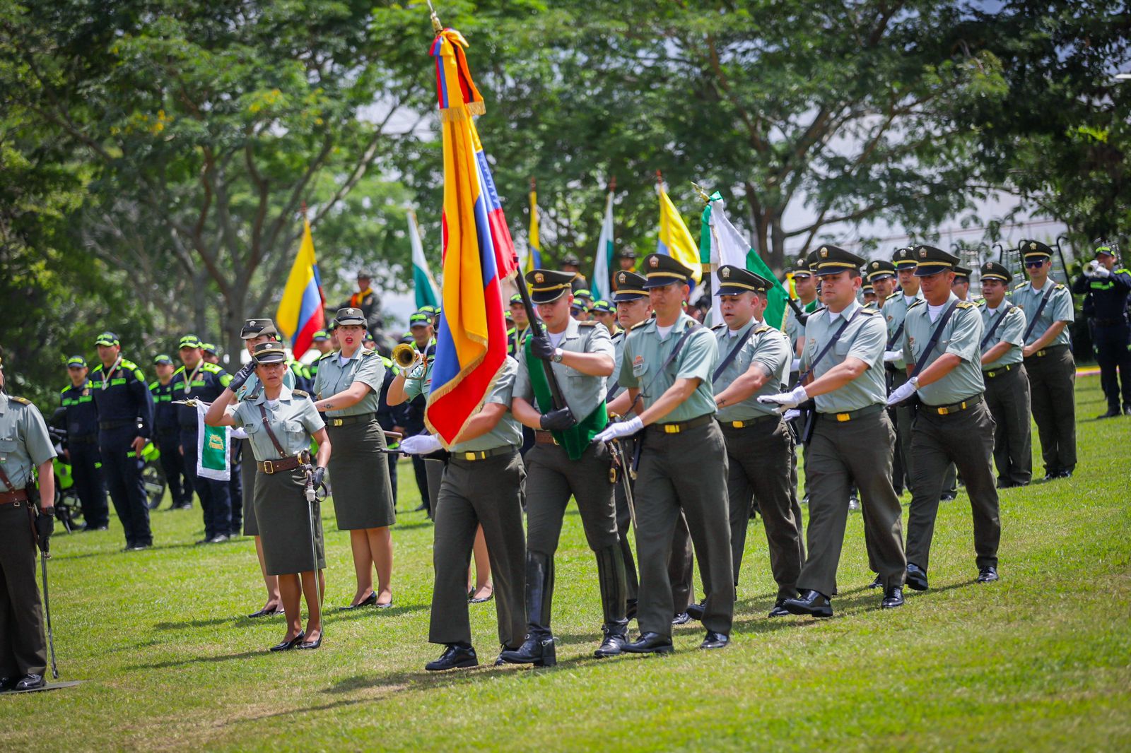 Alcaldía de Ibagué se unió a la celebración de los 12 años de la Policía Metropolitana