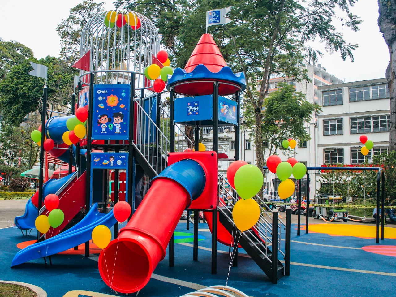 Conozca el nuevo parque infantil de la Plaza de Bolívar