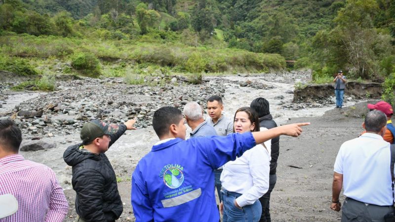 Cortolima atiende emergencias por lluvias en el sector del Cañón del Combeima