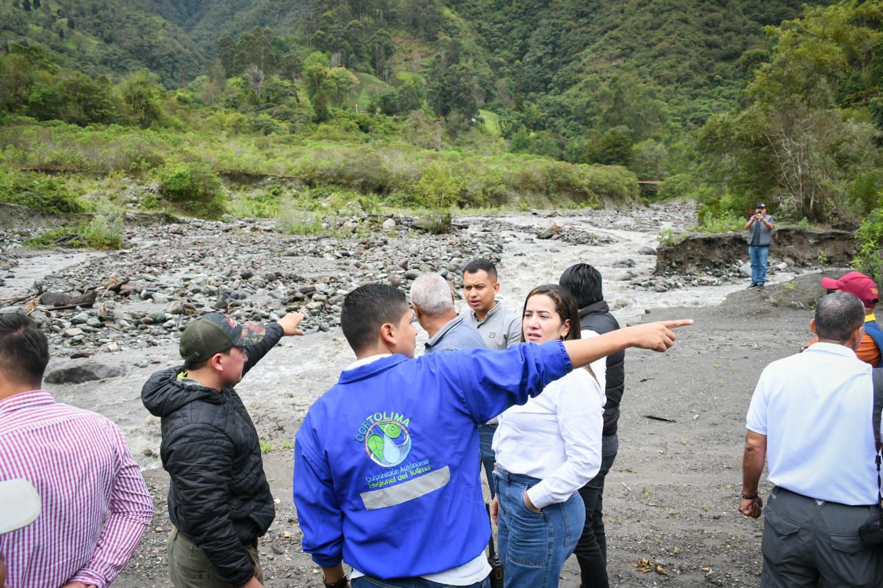 Cortolima atiende emergencias por lluvias en el sector del Cañón del Combeima