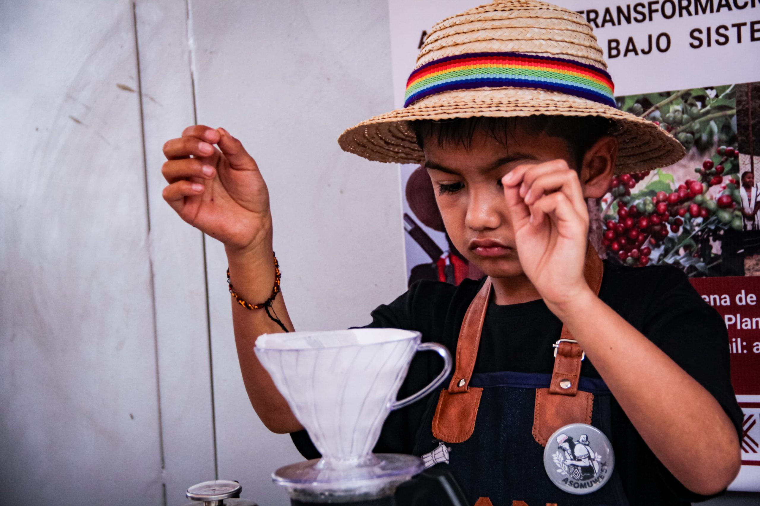 Cortolima visibiliza apuesta por innovación y sostenibilidad en Feria Internacional de Café en Planadas