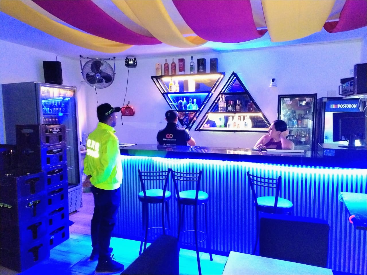 Dos establecimientos cerrados y licor ilegal incautado, dejó operativo del GOAT en el municipio de Mariquita