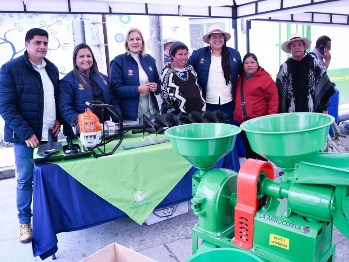 on kits ambientales y tecnológicos, Cortolima fortalece conservación y educación ambiental en el páramo