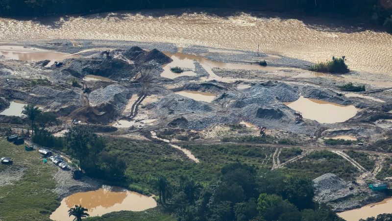 Cortolima presentó los daños ocasionados por la minería ilegal en el agua y el medio ambiente de la zona sur del departamento